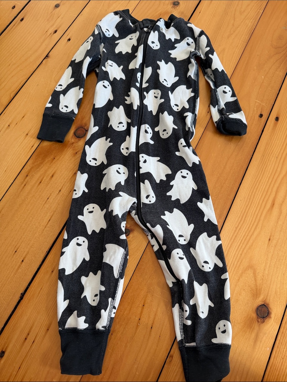 Hanna Andersson Black & White Ghost Print One-Piece Footie